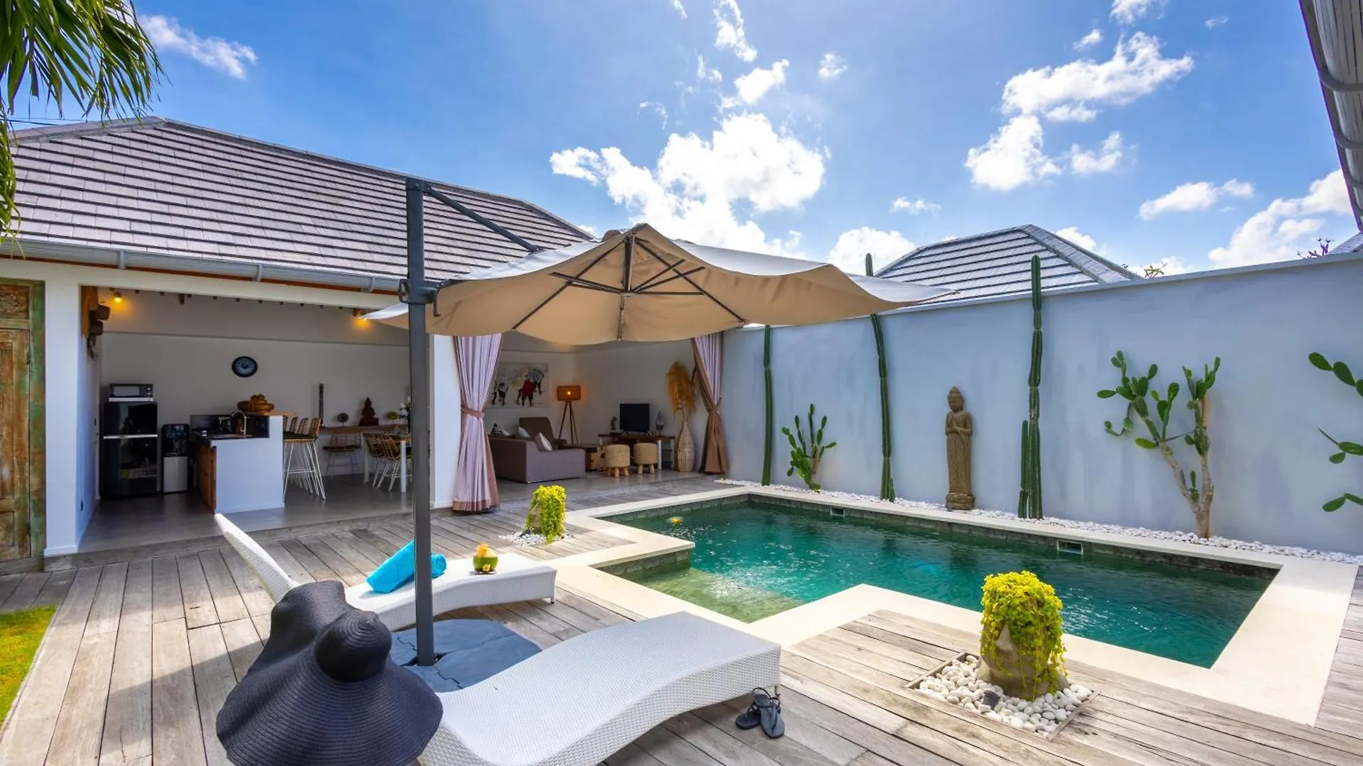 Villa Jolena Seminyak  Seminyak (Bali)
